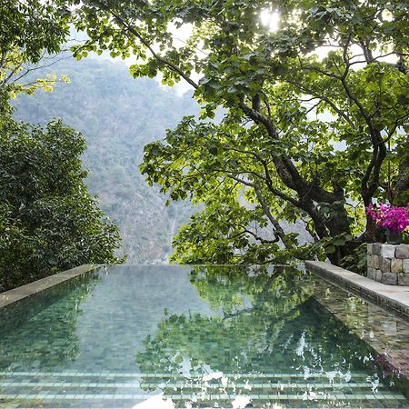 Taj Rishikesh Resort And Spa Dehradun Exterior foto